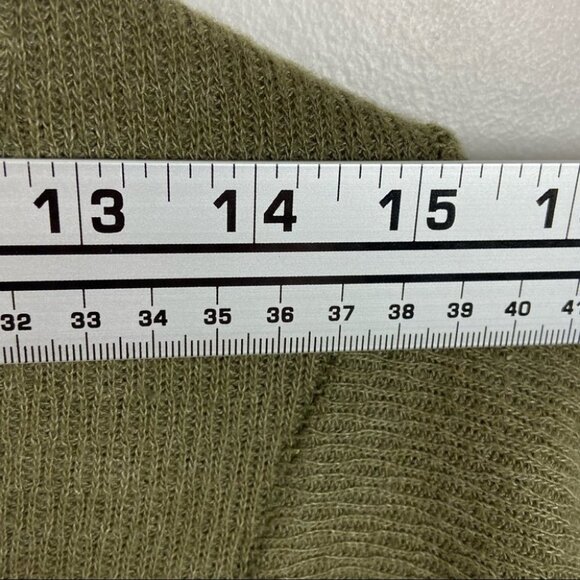 Free People‎ Moss Green Flutter Sleeve Tee Size XS V-Neck Knit Moss Short Boho - Picture 8 of 12